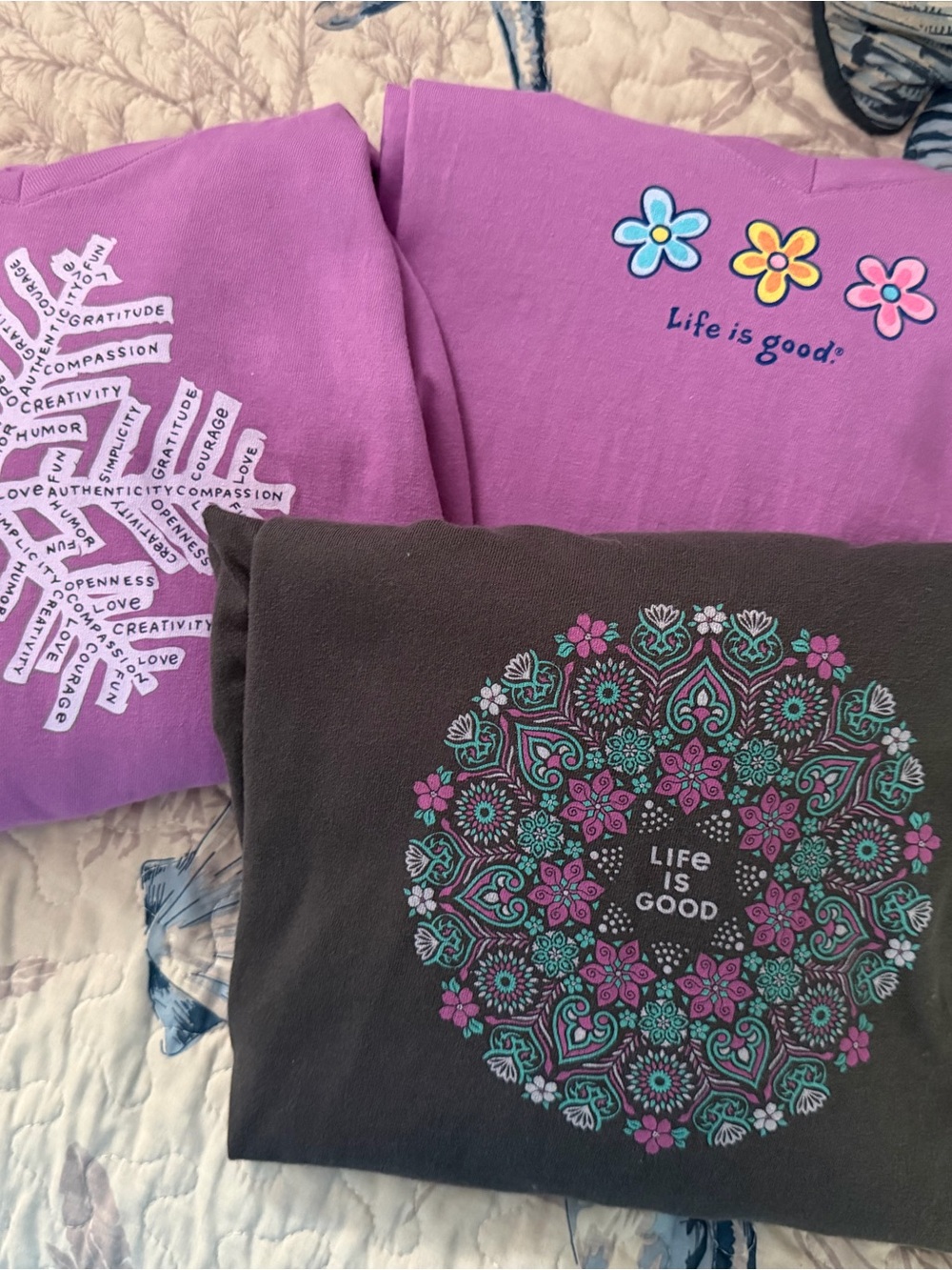 Life Is Good Women’s Long Sleeve Crusher Graphic Tee BUNDLE - Picture 12 of 12